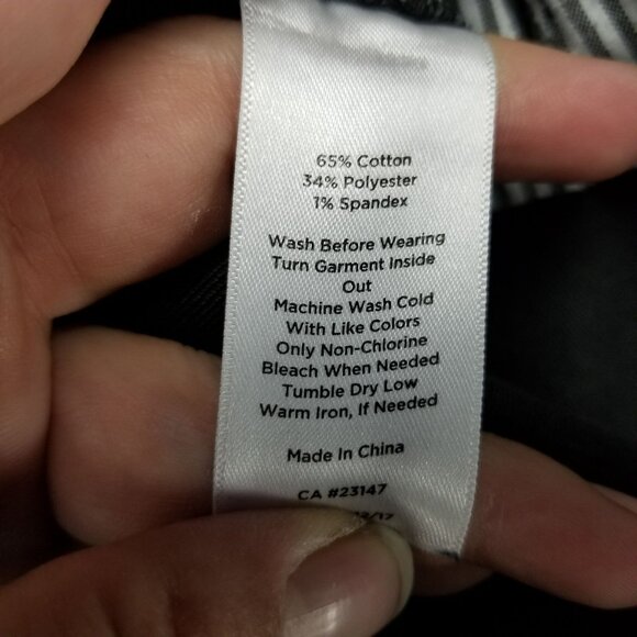 Talbots Jeans Womens 14 Petite Black High Rise Cropped Stretch Denim Capri - Picture 11 of 12